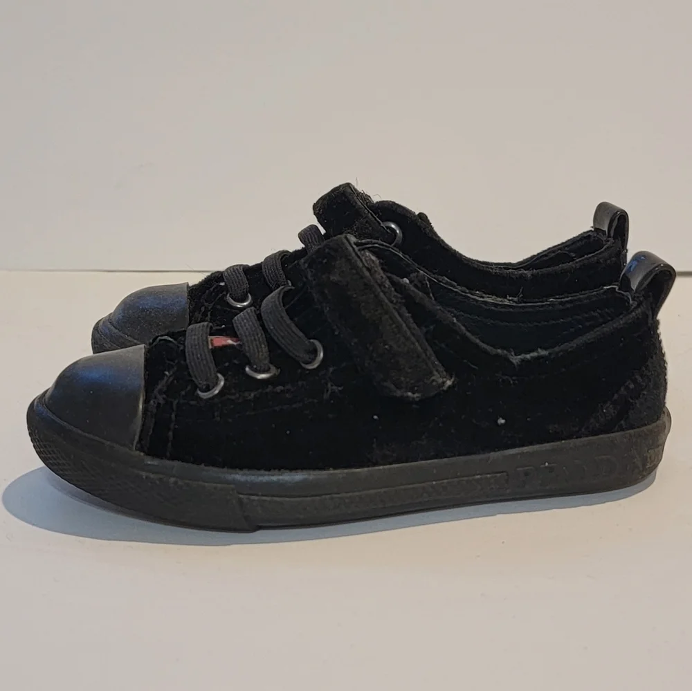 Prada Black Velvet Toddler Prada Shoes size 24 made in italy kids infant baby